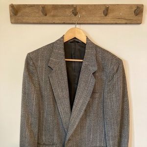 Gray Herringbone Blazer/Jacket - 36R